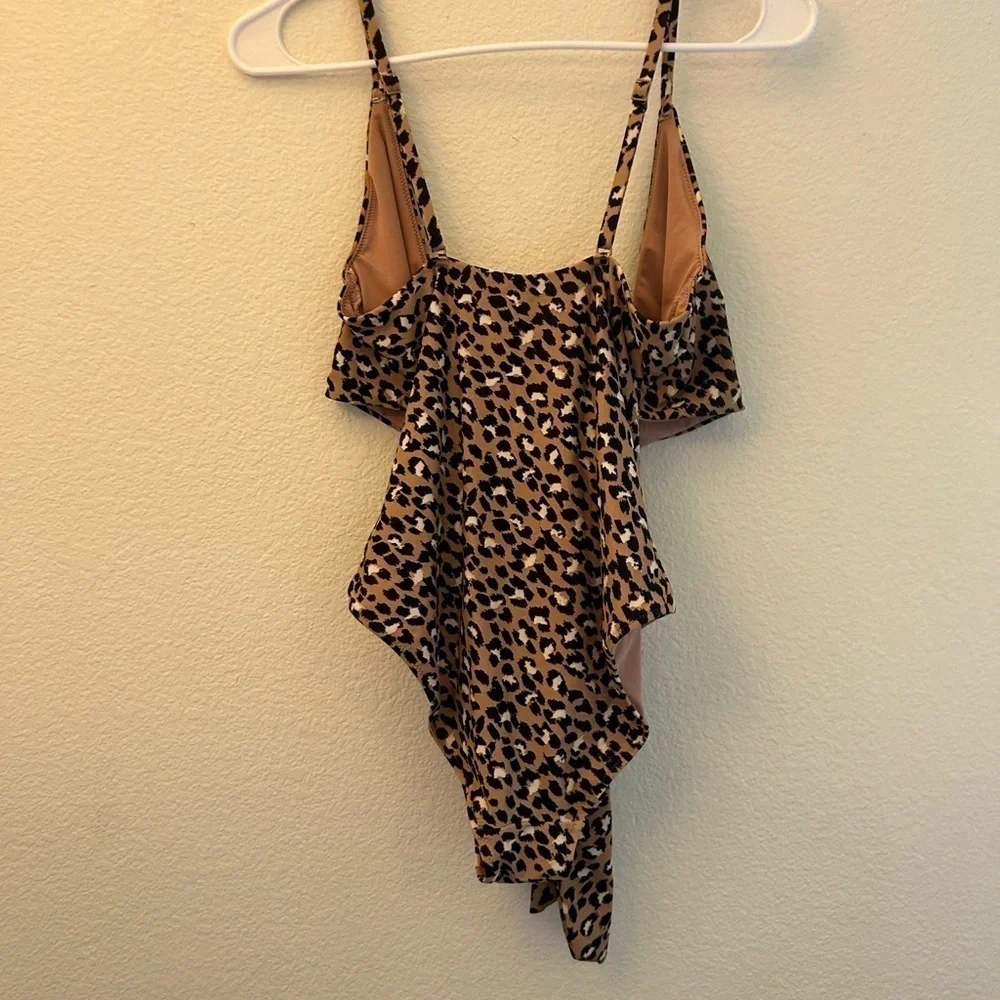 Aerie Cross Over Wrap Leopard Print One-Piece Swimsuit - Size small